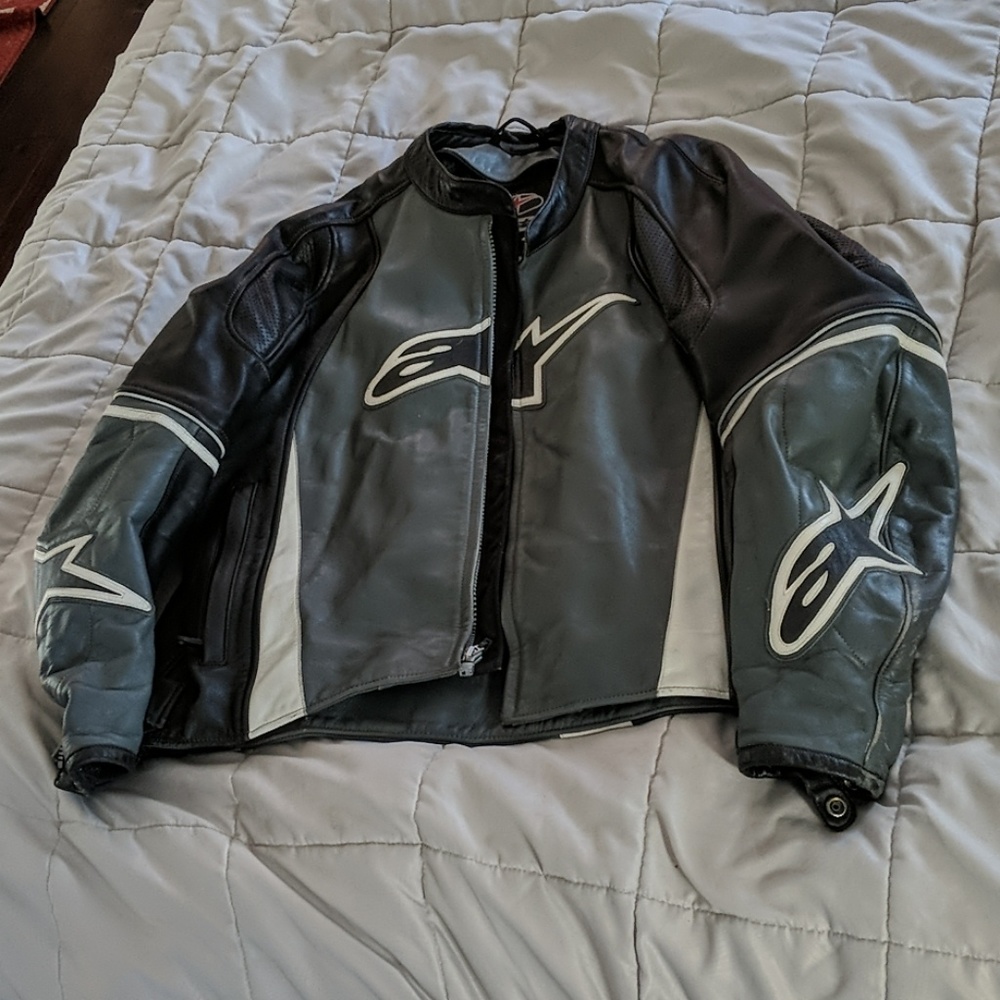 Alpinestars leather motorcycle jacket. Men's.